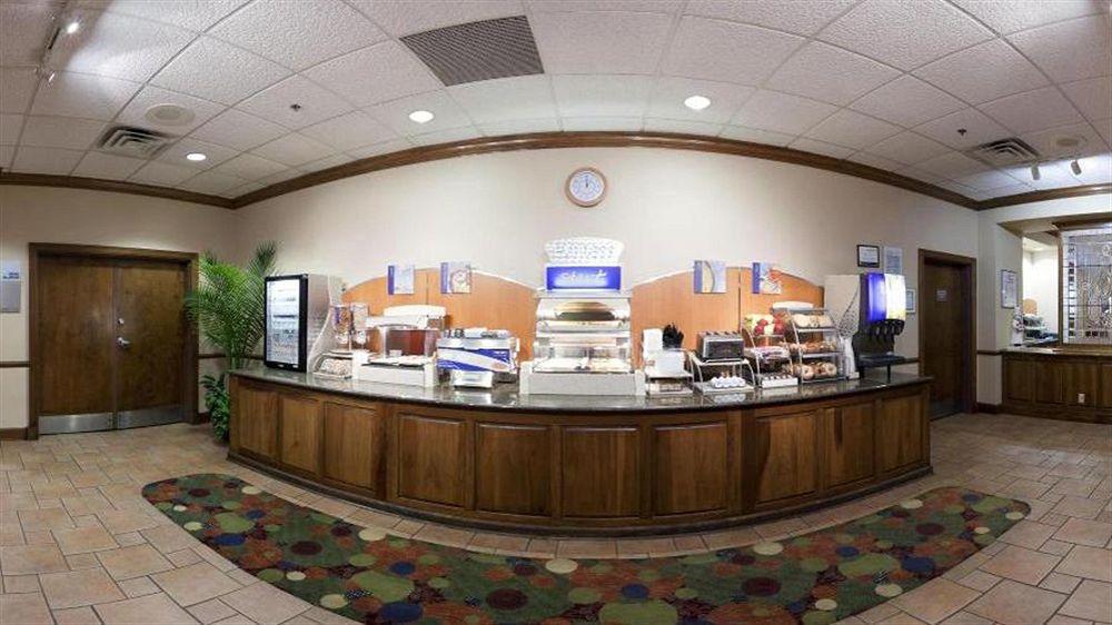 雅典快捷假日酒店 - 大学区店 阿森斯 外观 照片